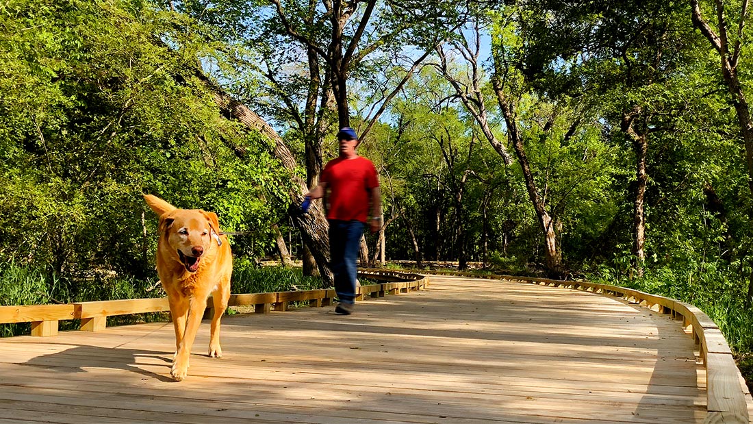 Oak Point Park and Nature Preserve