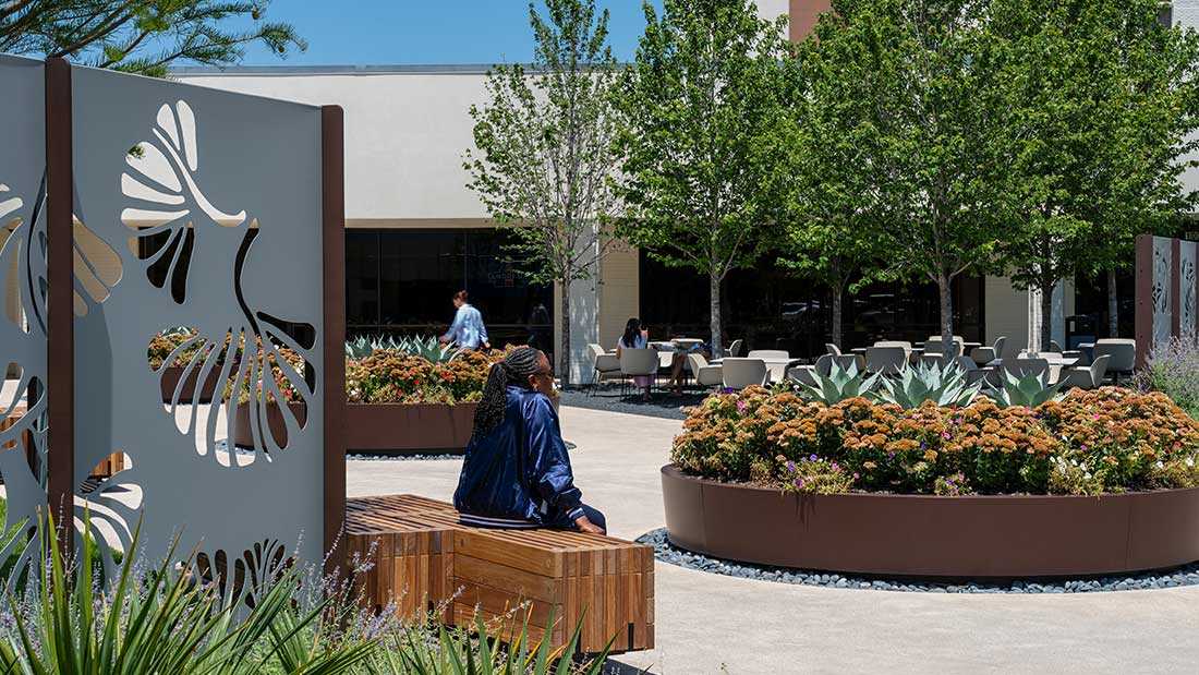 Andrews Distributing