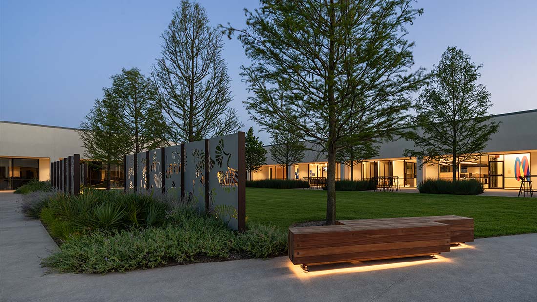 Andrews Distributing