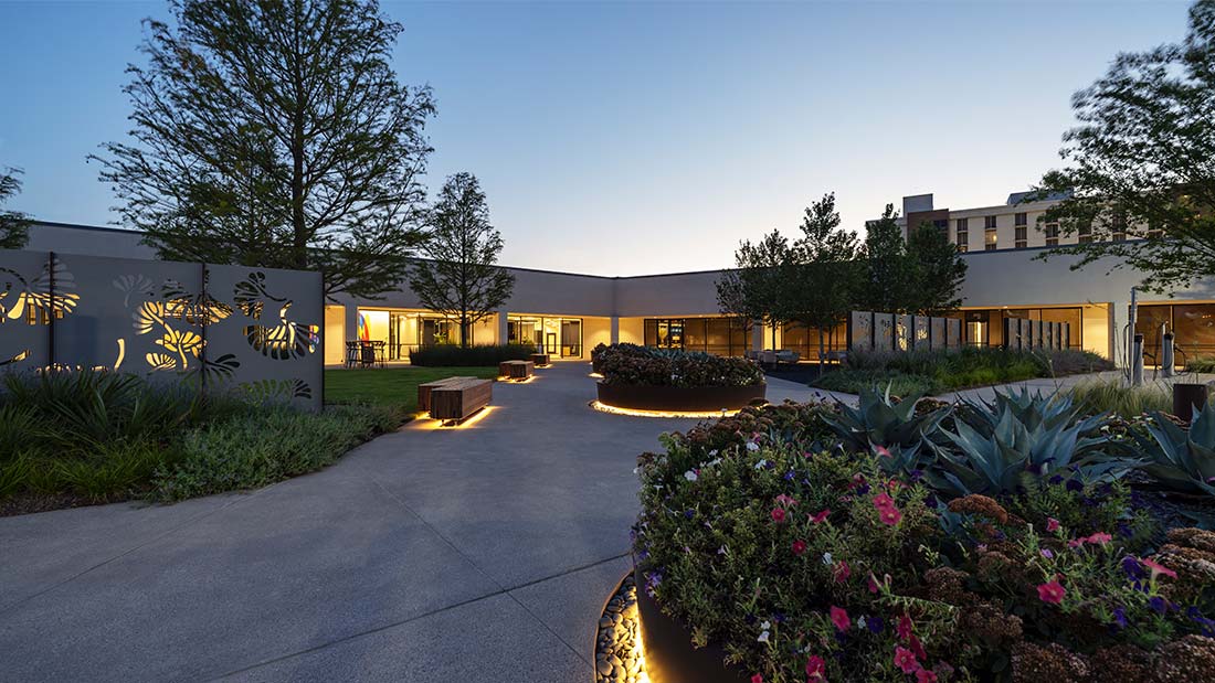 Andrews Distributing